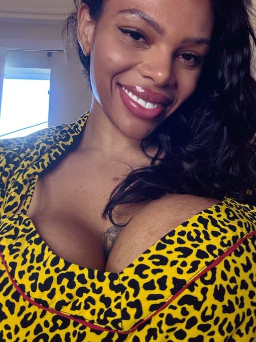 Omelie, 27 - Mujeres en Barcelona