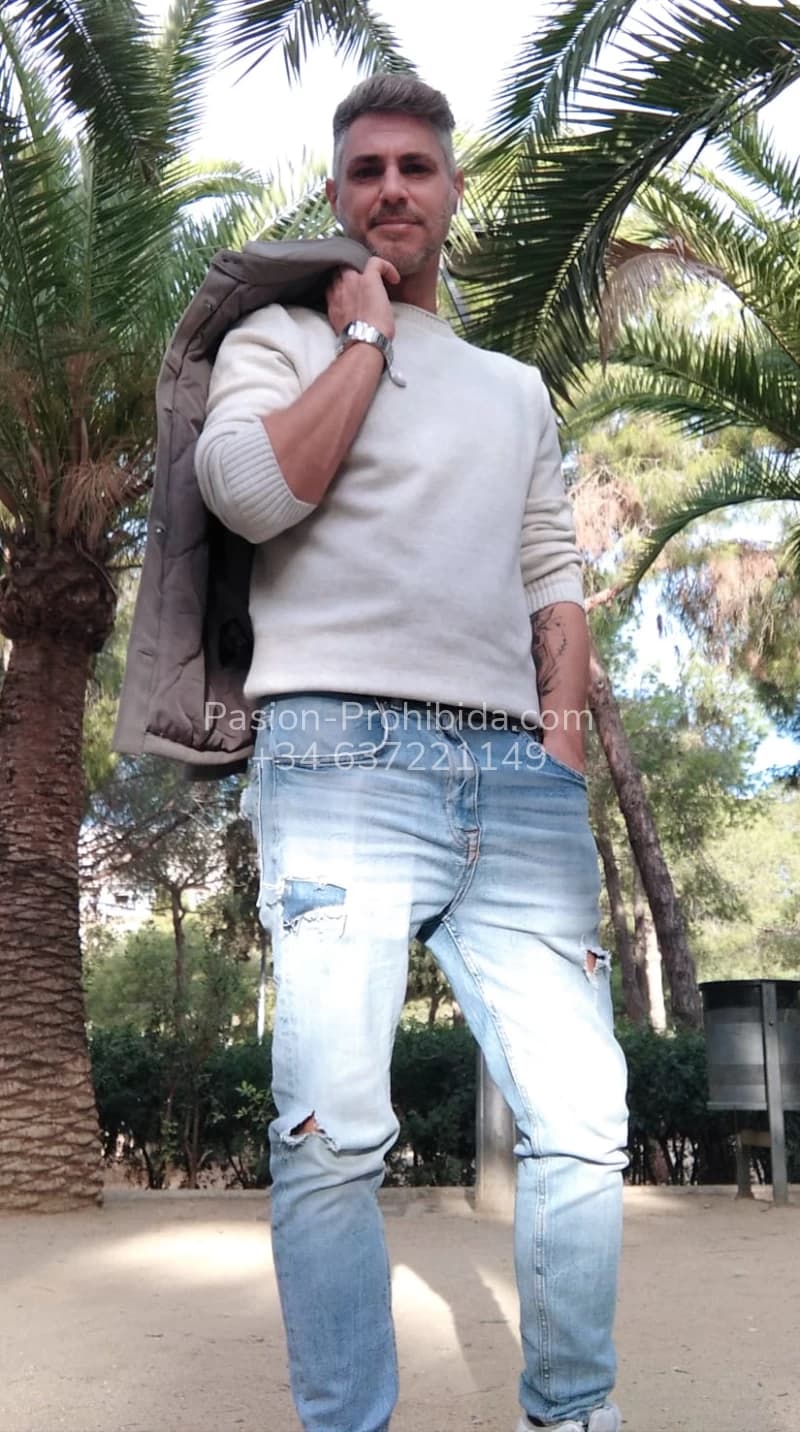 Alessandro - Hombres en Barcelona